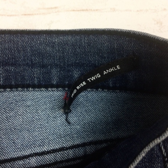 UO BDG mid rise twig ankle jeans - Picture 5 of 7